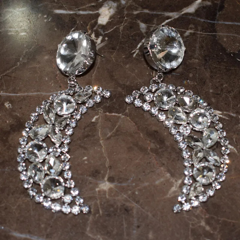 Magnifique Rhinestone Rhinestone Moon Dangle Earrings