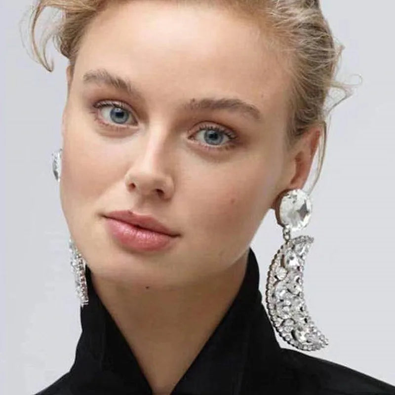 Magnifique Rhinestone Rhinestone Moon Dangle Earrings