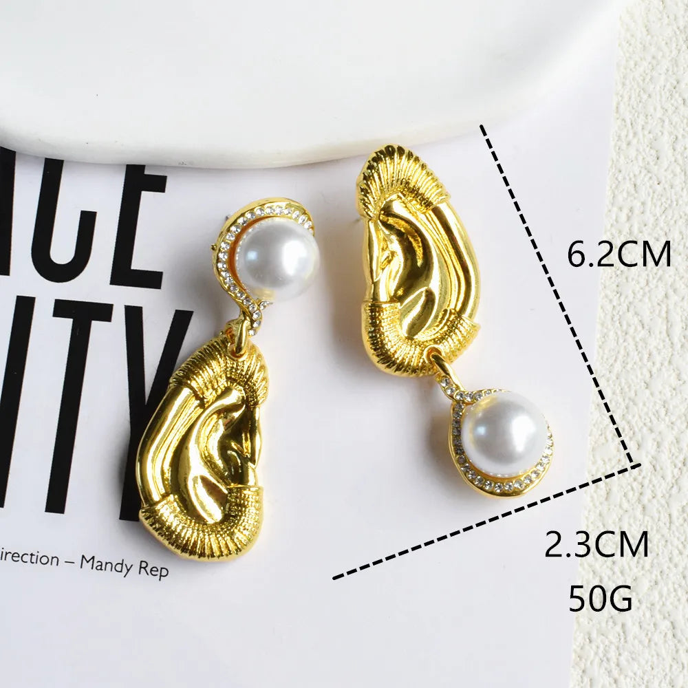 Surrealist Ear Shaped Dangle Earrings With Peal