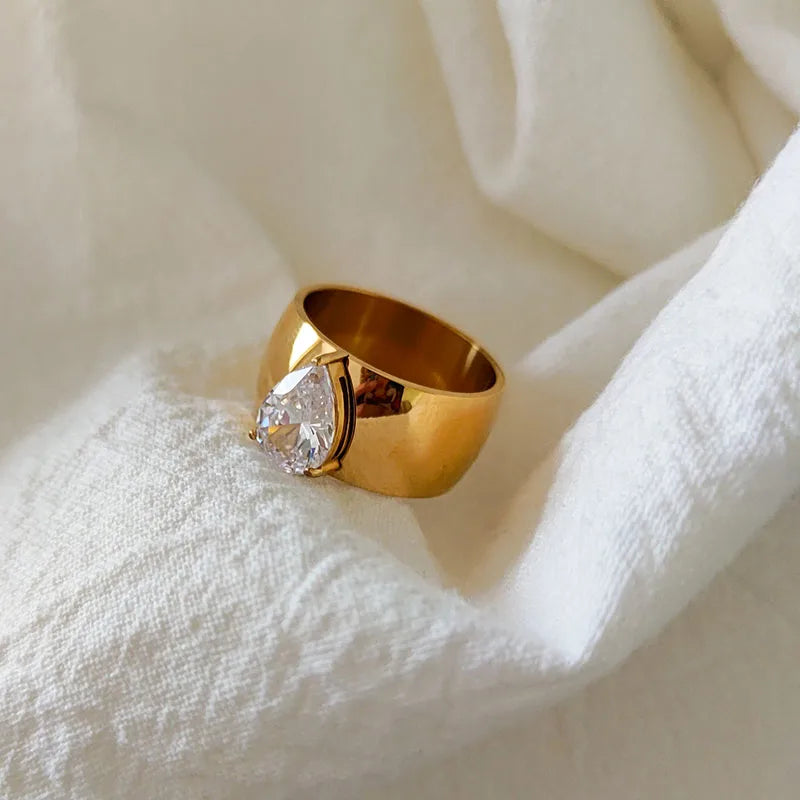 Waterdrop Zircon Stone Rings stainless steel