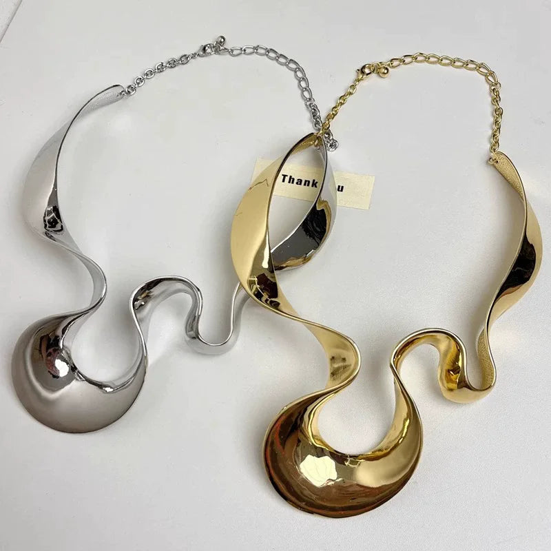 Waves Shape Metal Choker Necklace