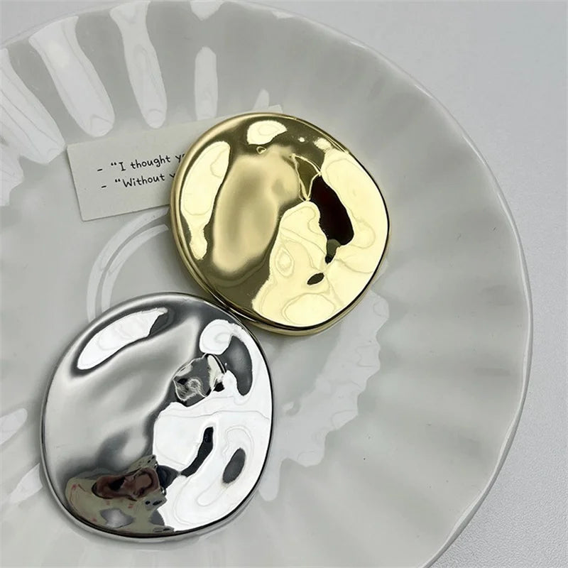 Minimalist Style Metal Round Brooch