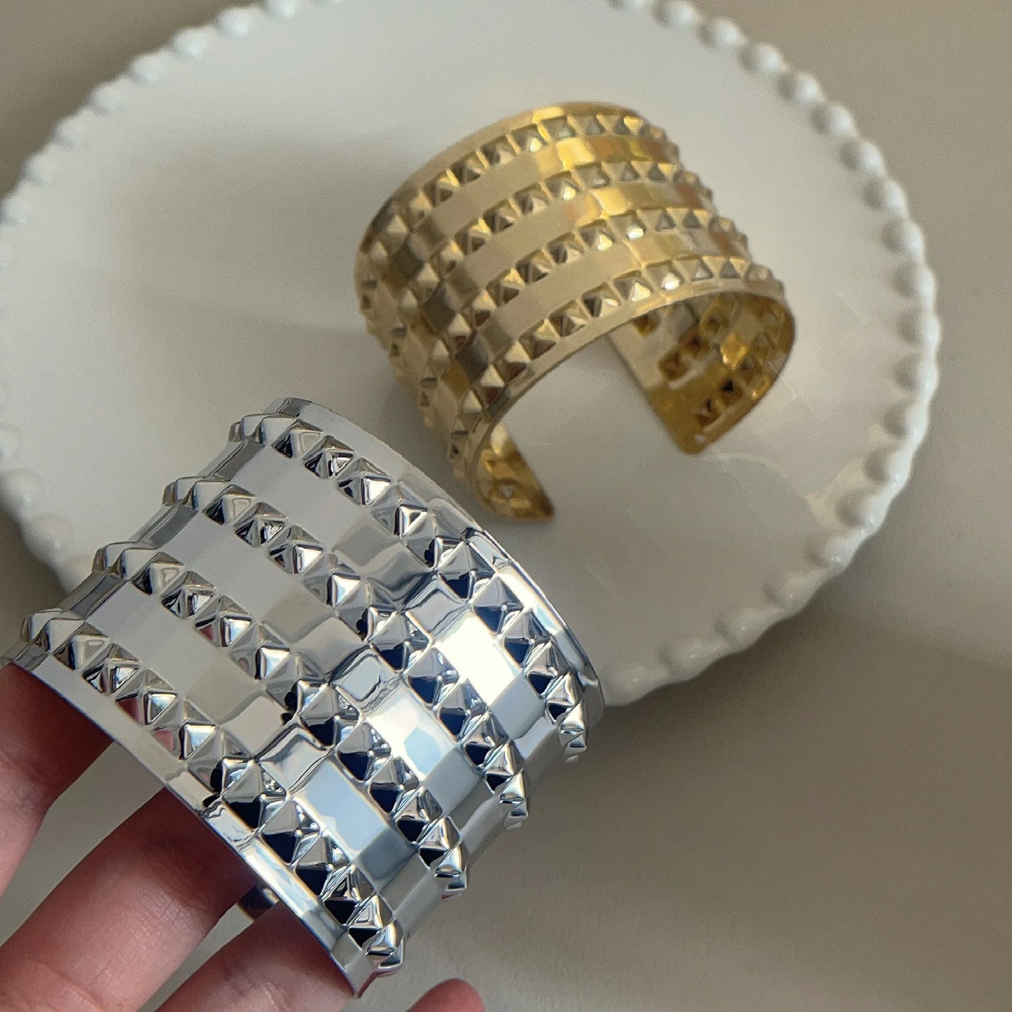 Rivet Wide Opening Bracelets Bangles