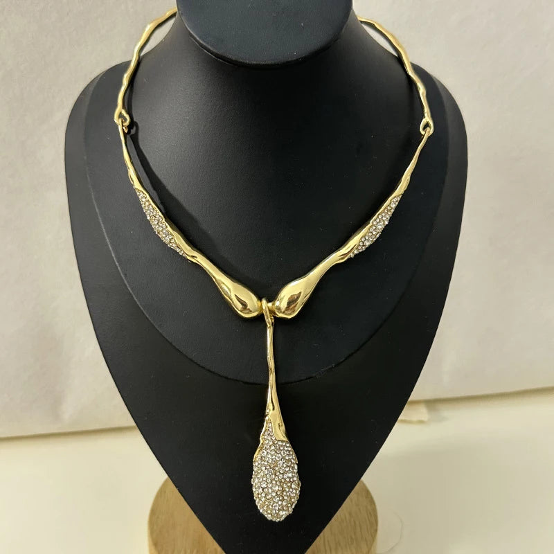 Irregular Metal Bar Pendant Rhinestone Droplet Necklace