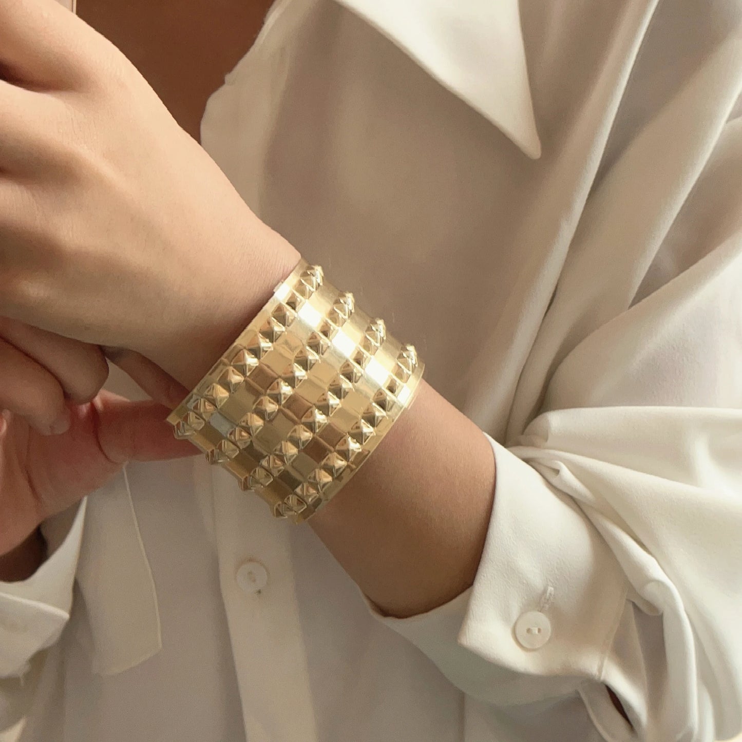 Rivet Wide Opening Bracelets Bangles