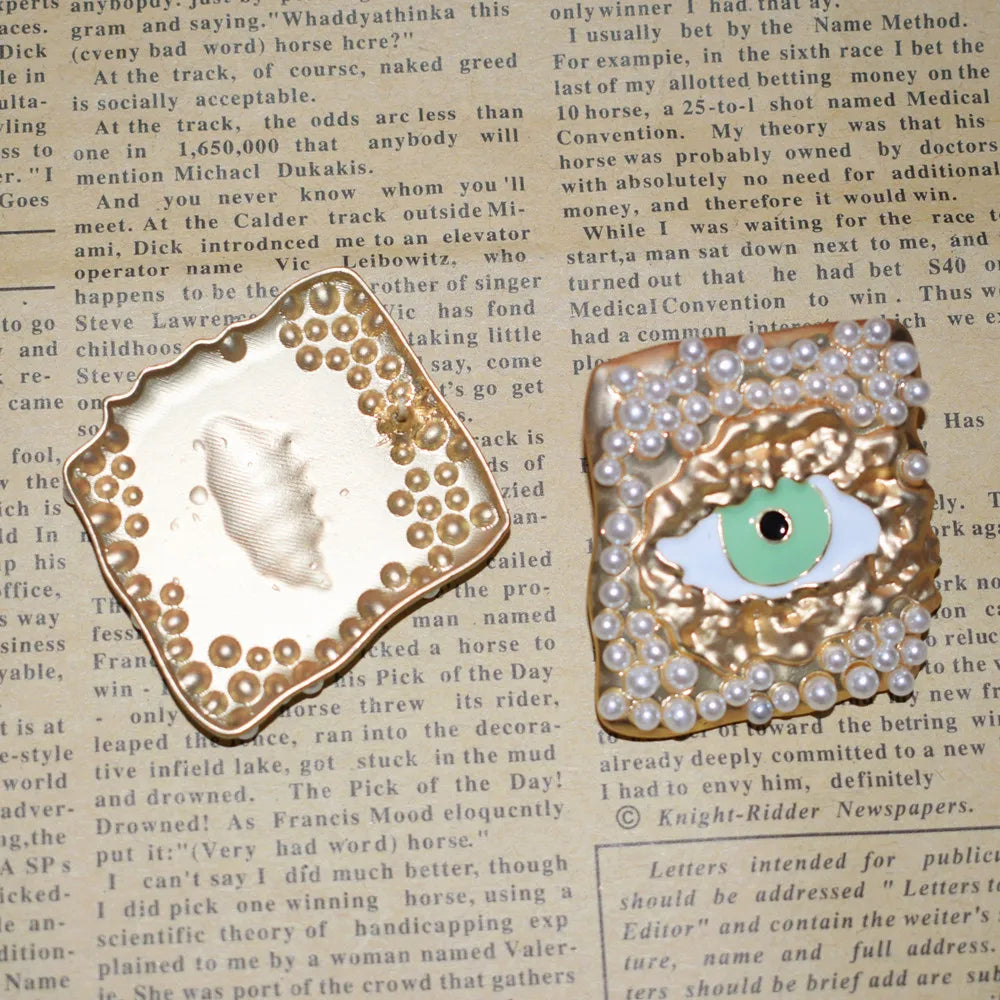 Surrealist Baroque Vintage Eyes Geometric Stud Earrings