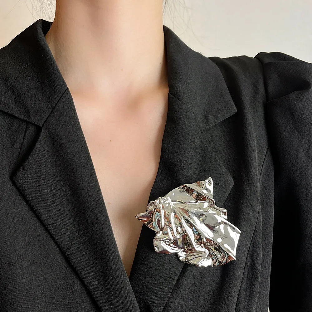 Metal Irregular Pleated Textured Brooch