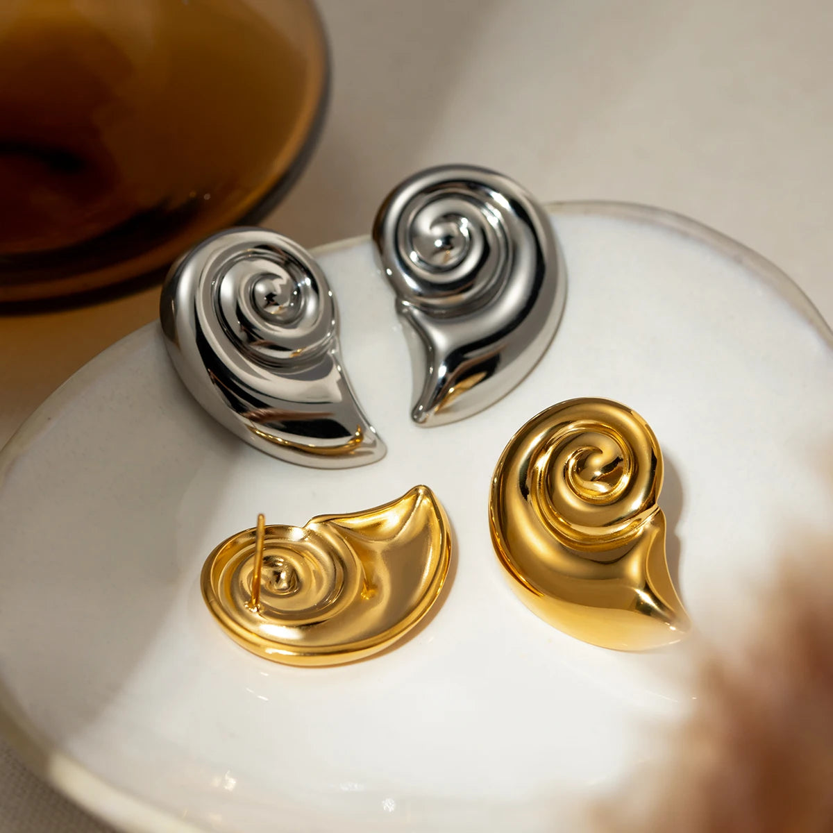 18K Gold Plated Stainless Steel Conch Spiral Shape Earrings