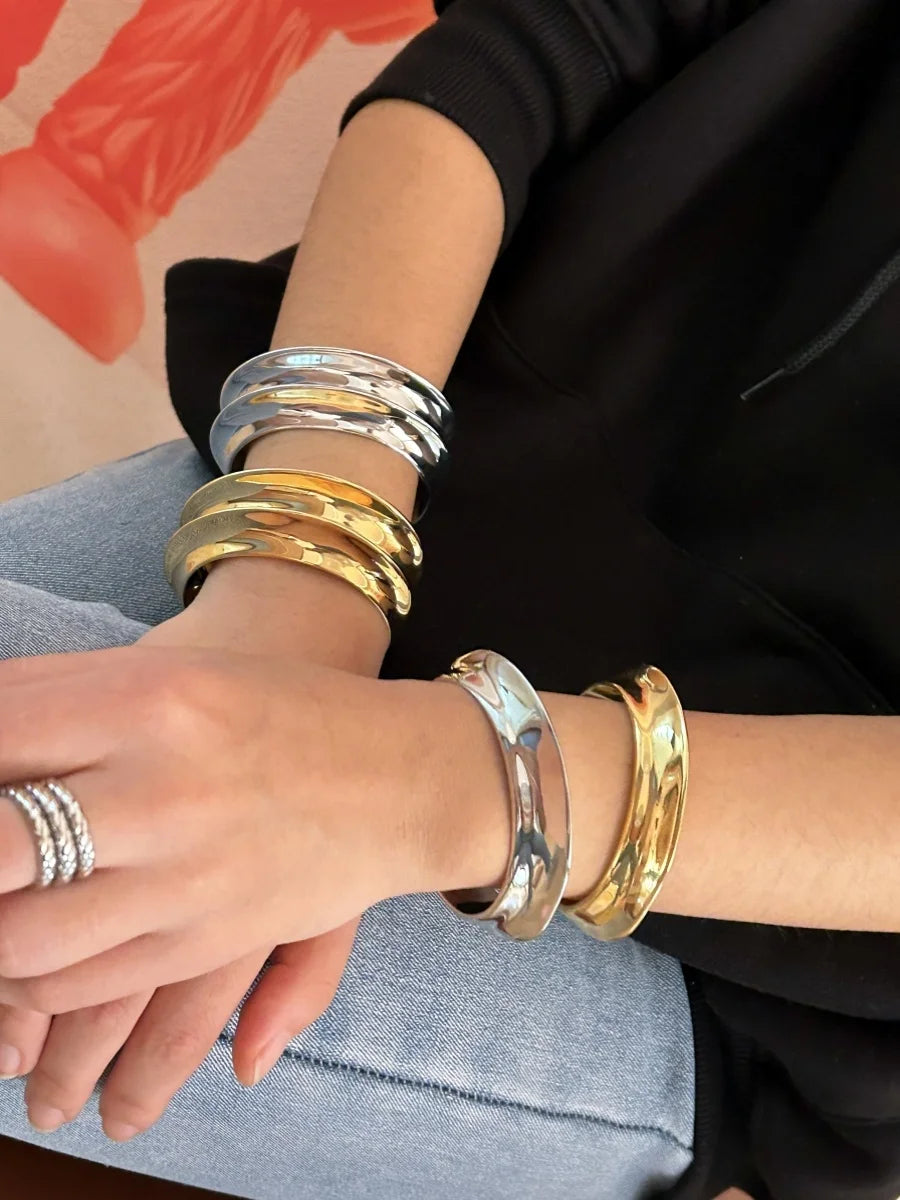 Double Layered Wave Smooth Chunky Open Bracelet