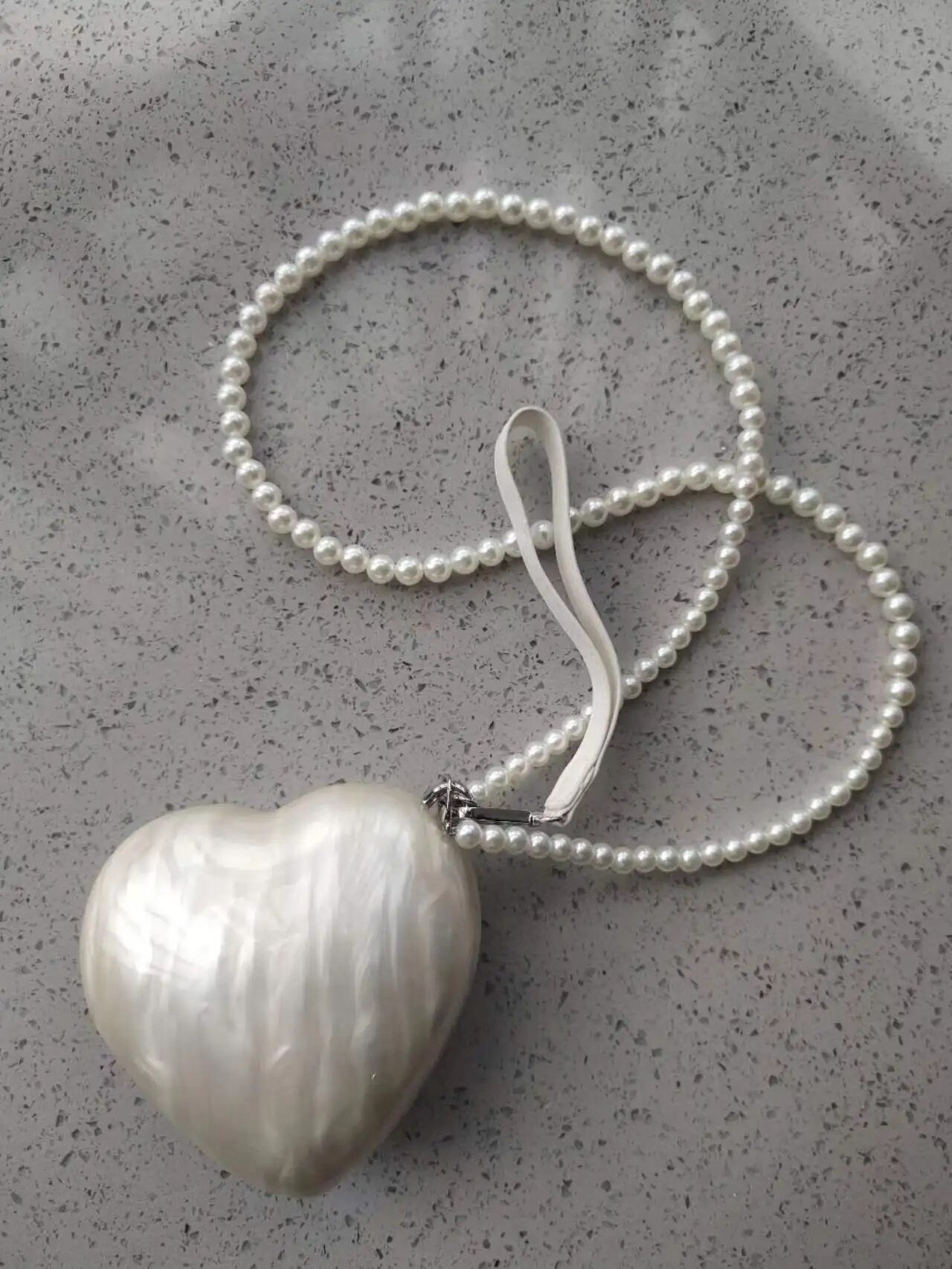 Pearl Heart Bag