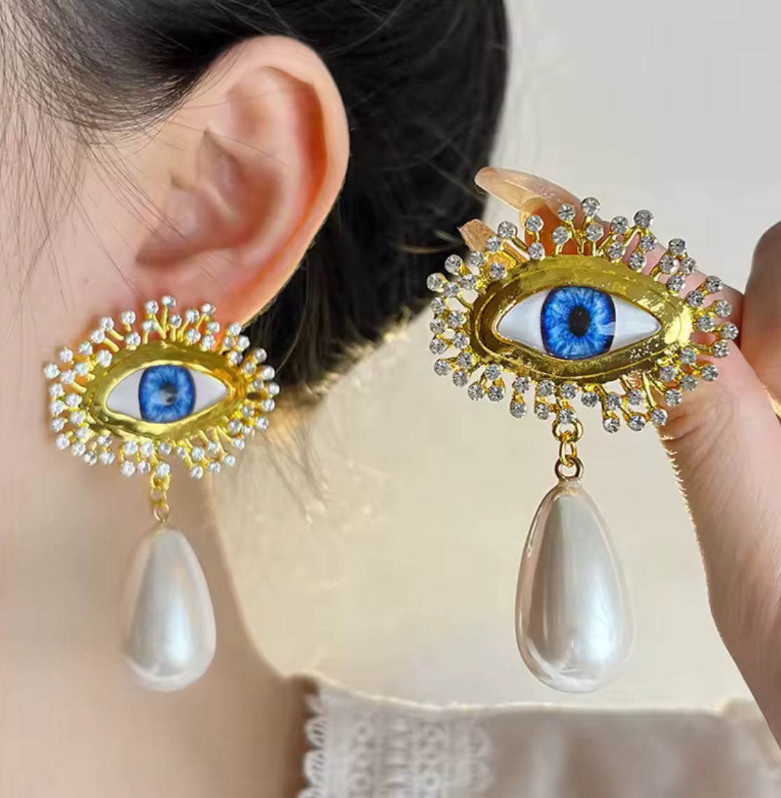 Schiaparelli Style Blue Eyes With Peal Gold Plated Dangle Earrings