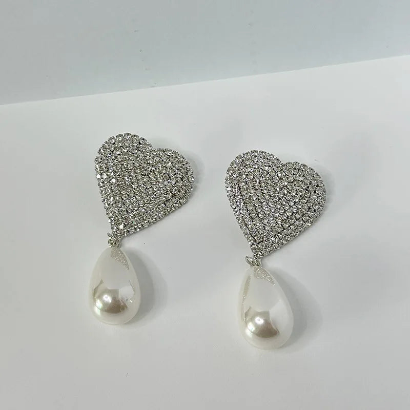 Rhinestone Water Drop Dangle Earrings  With Pearl