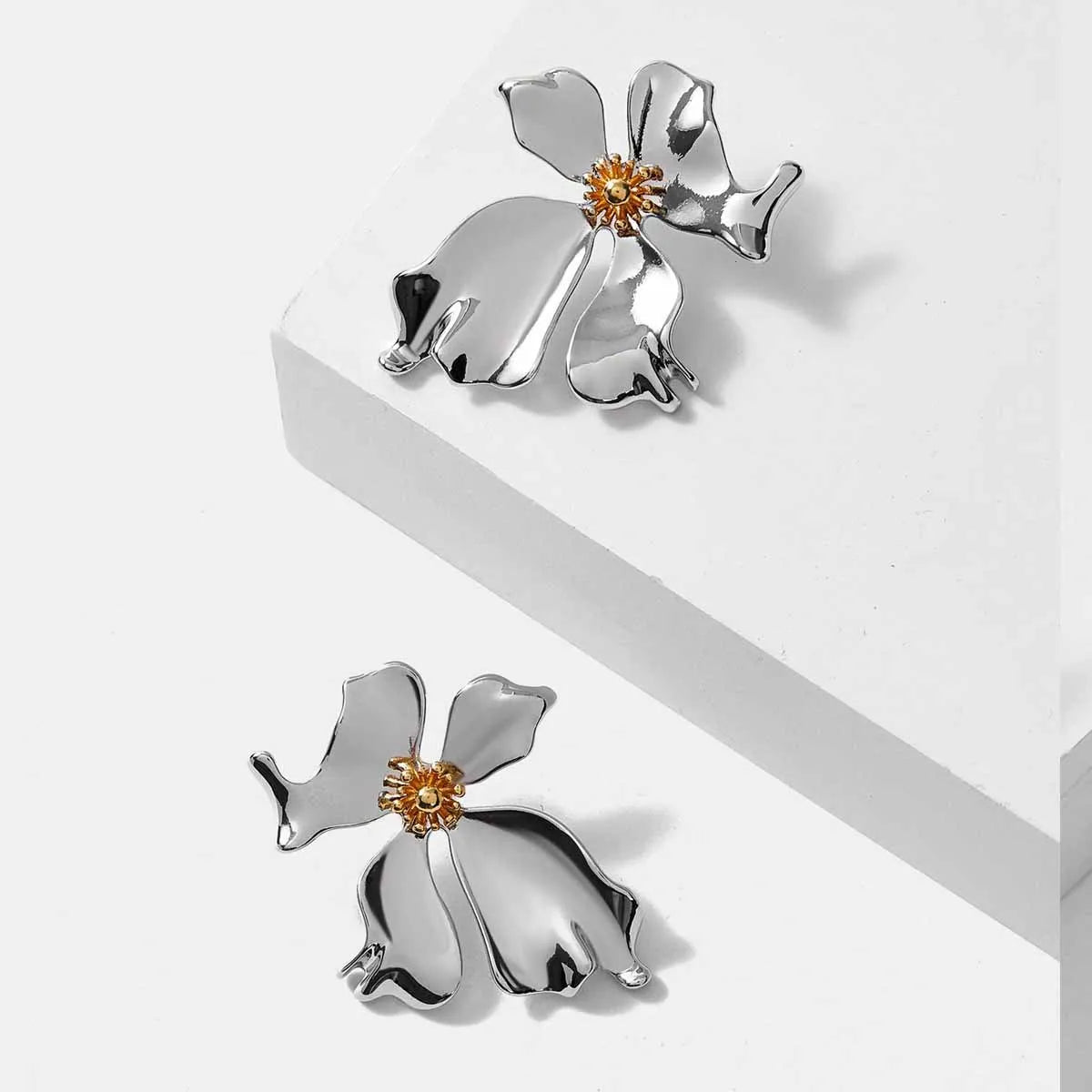 Organic Shape Flower Earrings