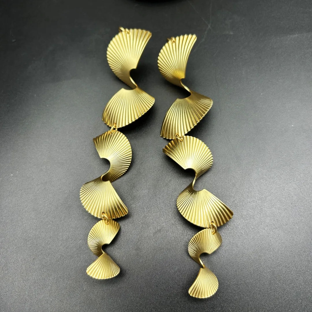 Vintage Style Metal Gold Color Long Spiral Tassle Earrings