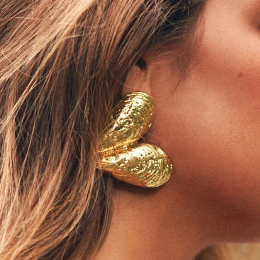 Conch Heart Shape Metal Earrings