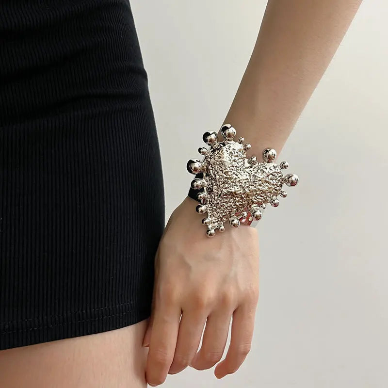 Vintage Style Heart-shaped Bracelet