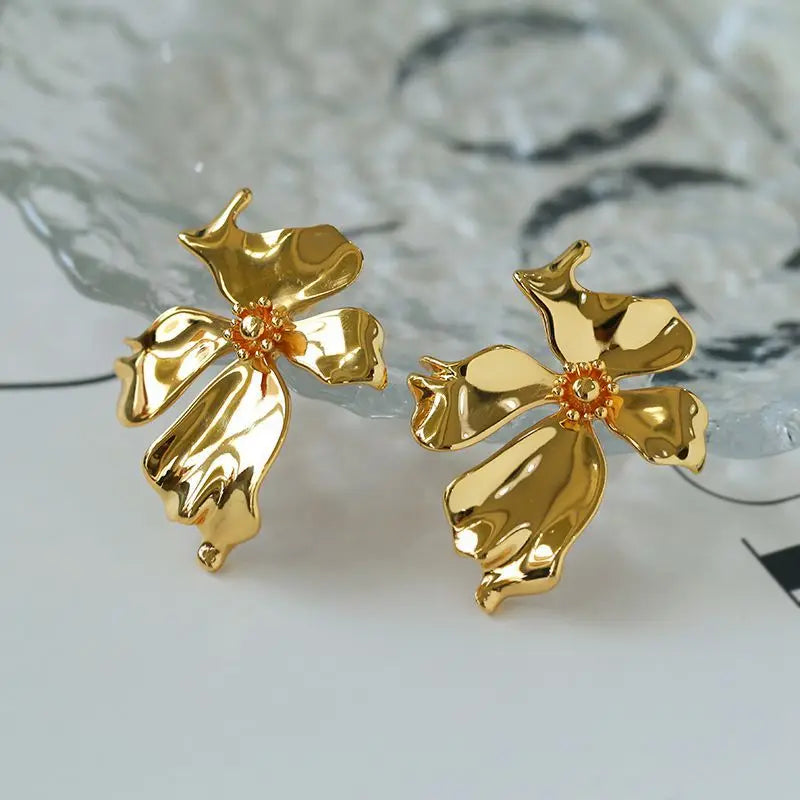 Organic Shape Flower Earrings