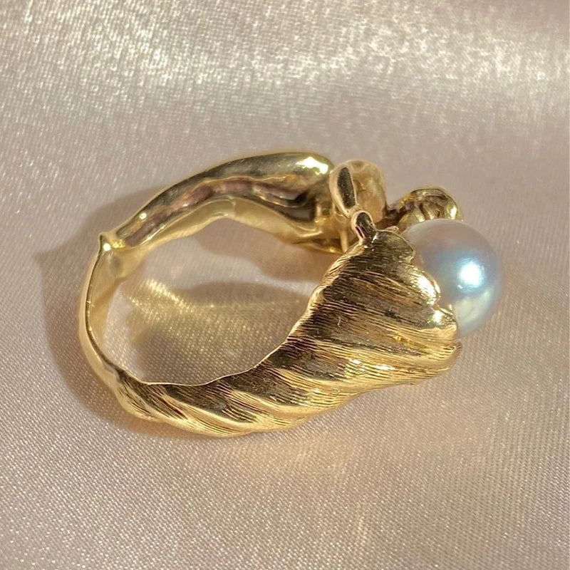 Stainless Steel 18-K Gold Plated Hug Ring Vintage Hug Baroque Pearl Ring