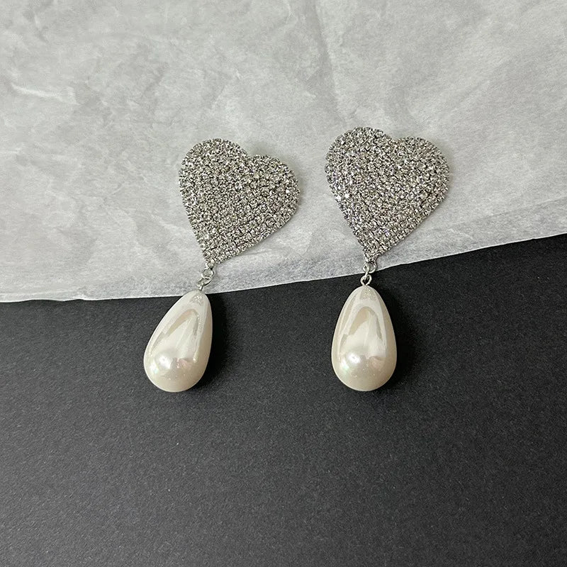 Rhinestone Water Drop Dangle Earrings  With Pearl