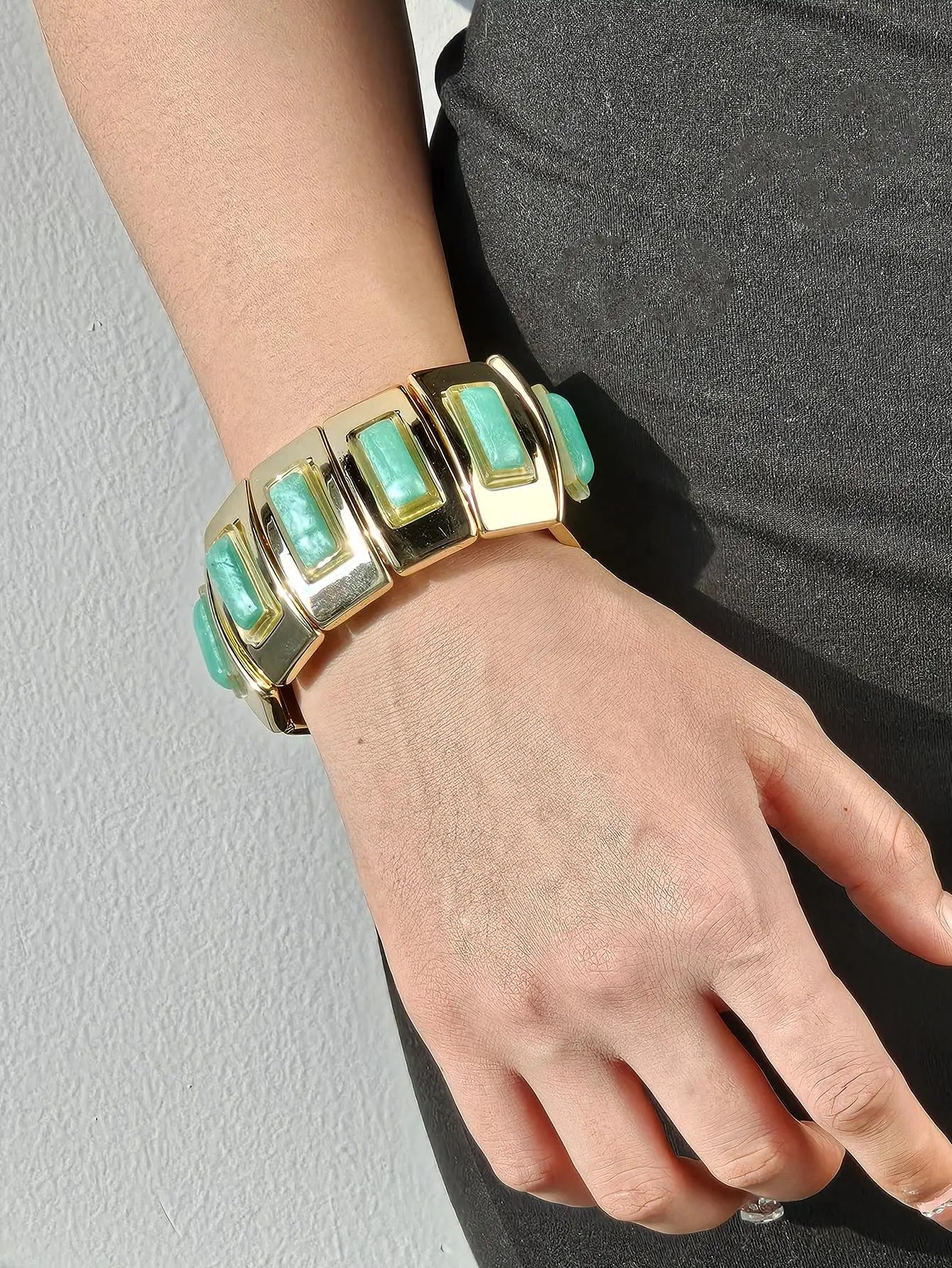 Resin Contrast Color Adjustable Bracelet