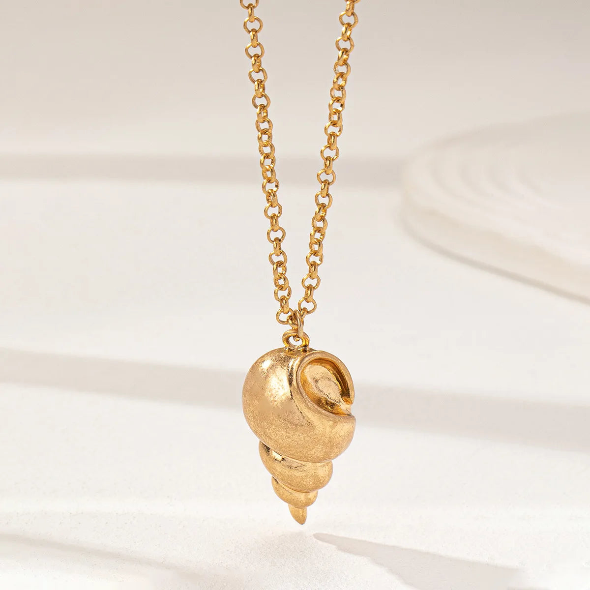 Gold Plated Conch Pendant Necklace