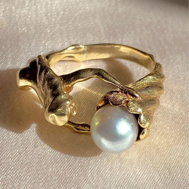 Stainless Steel 18-K Gold Plated Hug Ring Vintage Hug Baroque Pearl Ring