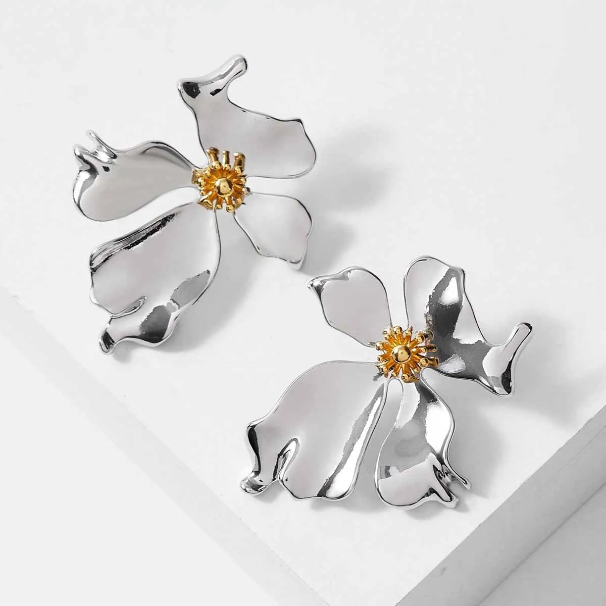 Organic Shape Flower Earrings