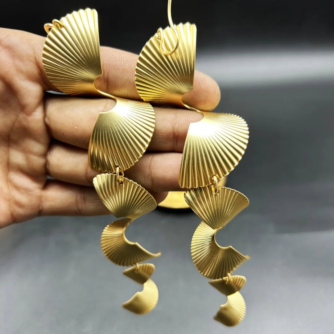 Vintage Style Metal Gold Color Long Spiral Tassle Earrings