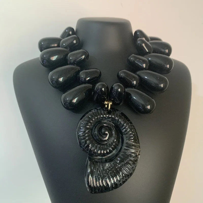 Chunky Water Drop Resin Bead Conch Pendant Necklace