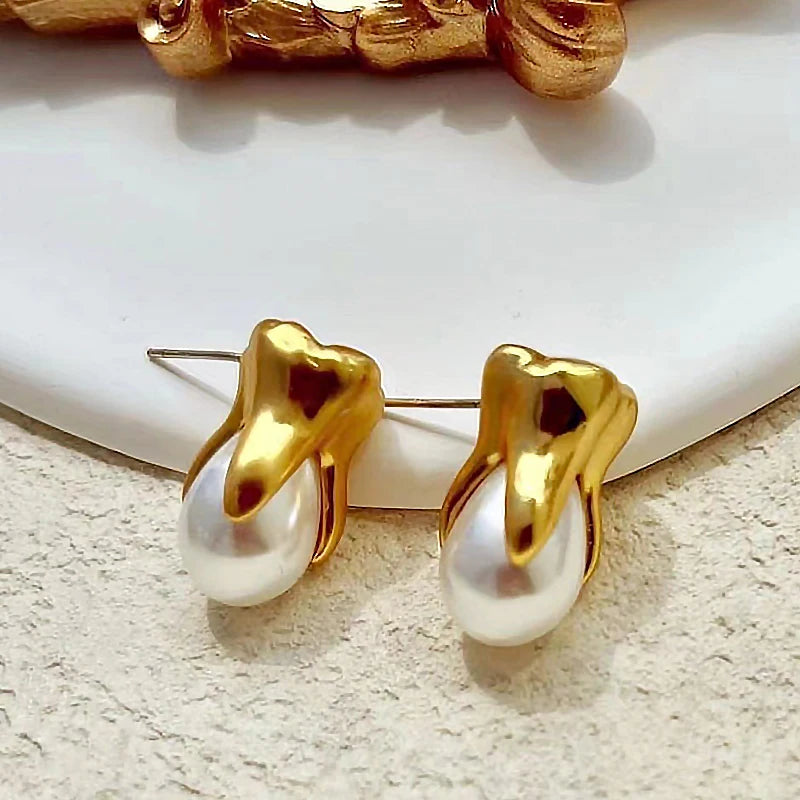 Surrealist Teeth Shape Pearl Earrings